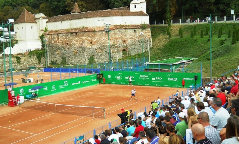Copil, Ungur şi Hănescu intră azi pe teren
